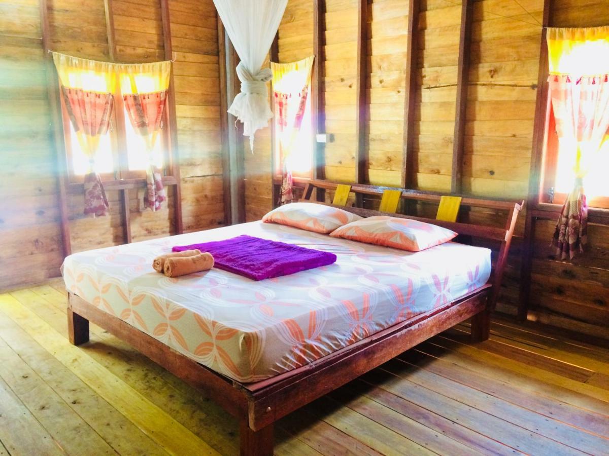 Gardenhomeresortkohjum Koh Jum Bagian luar foto